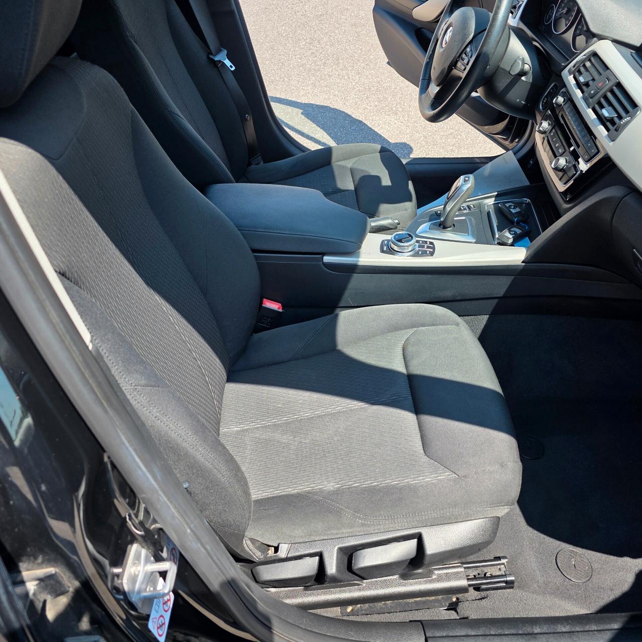 Bmw 318 318d Touring Business Advantage aut. IVA ESPOSTA