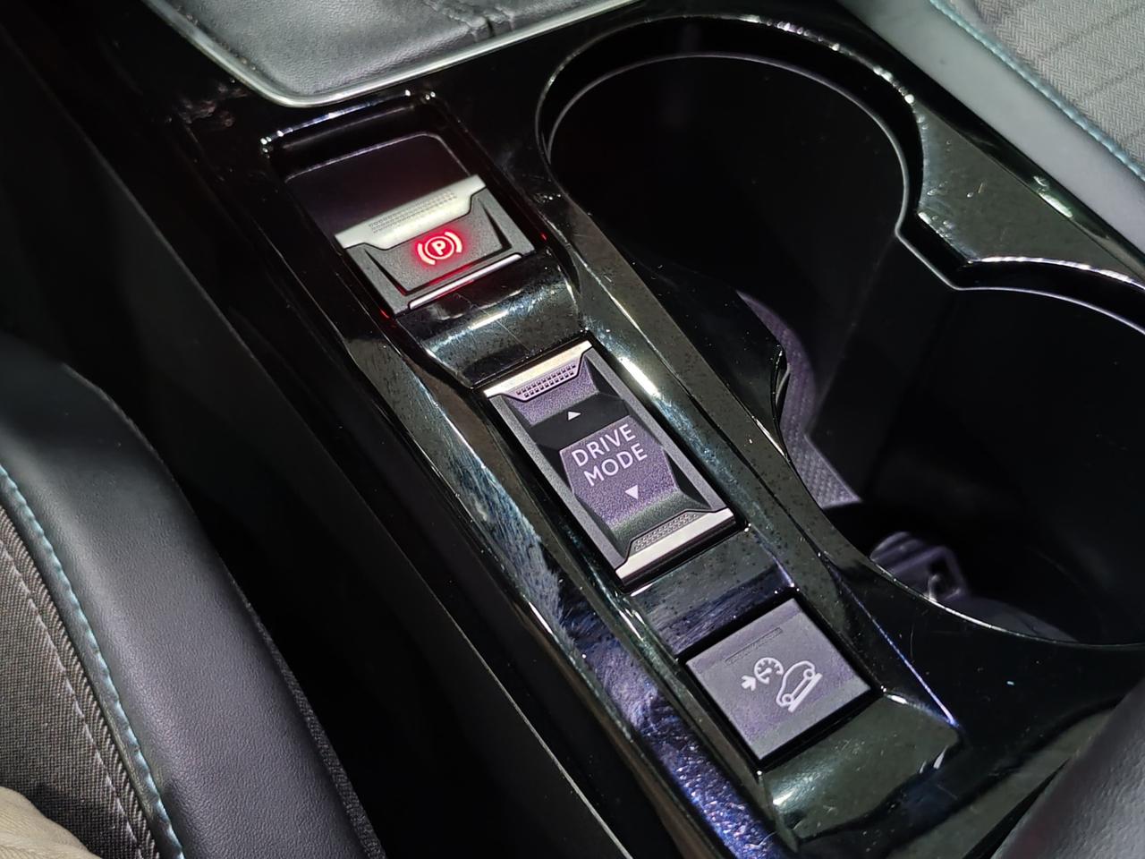 Peugeot 2008 PureTech 130 S&S Allure Pack 2022