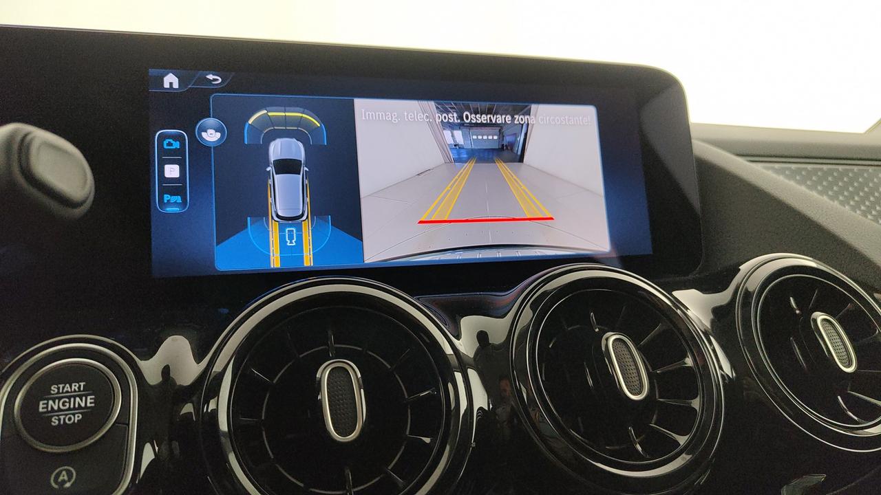 Mercedes-Benz GLA 180 d Advanced auto