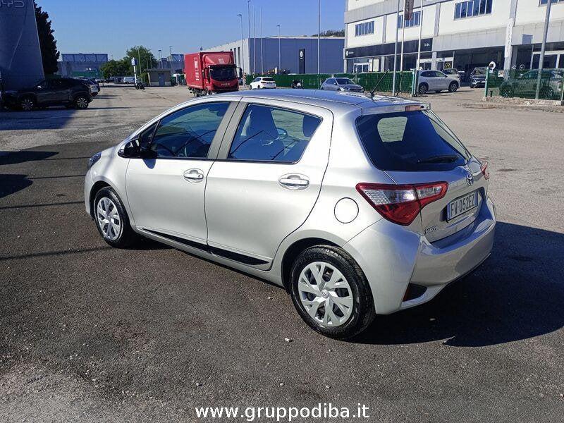 Toyota Yaris III 2017 5p Benzina 5p 1.5 Active my18