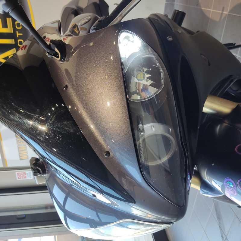 Yamaha YZF R1 - 2004