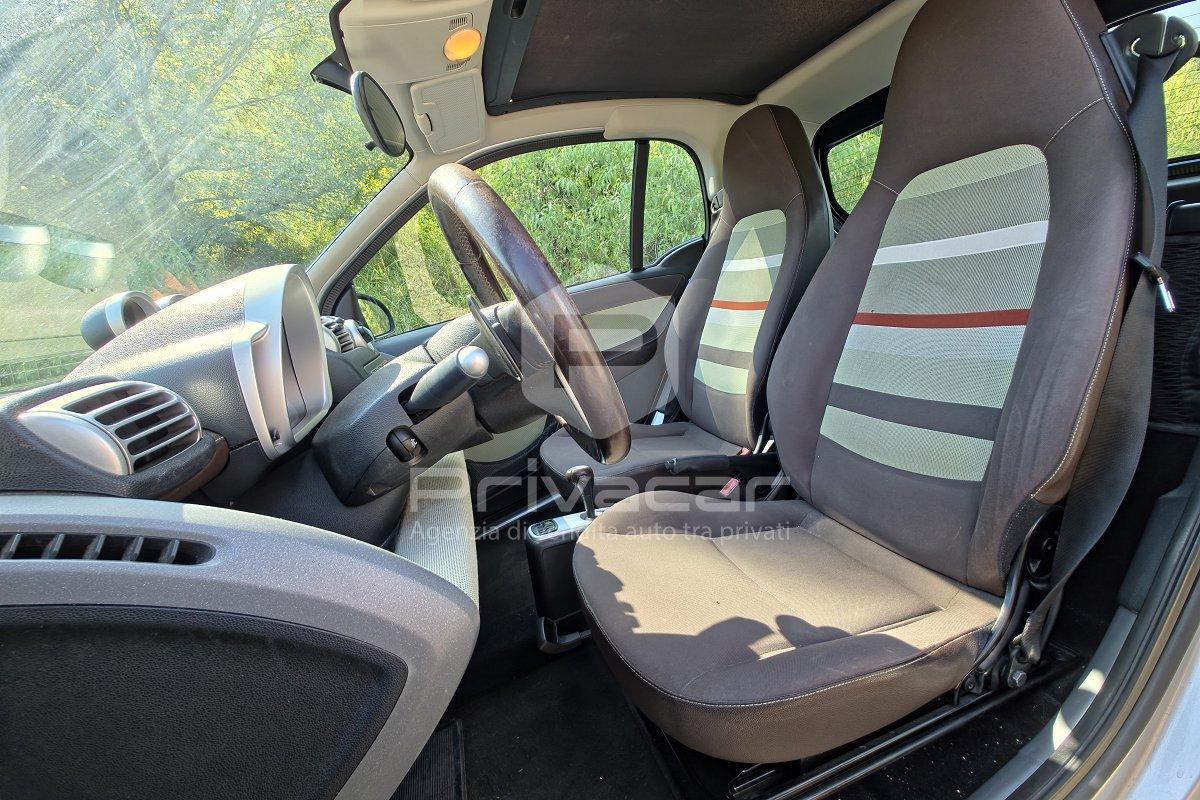 SMART fortwo 1000 52 kW MHD coupé pure