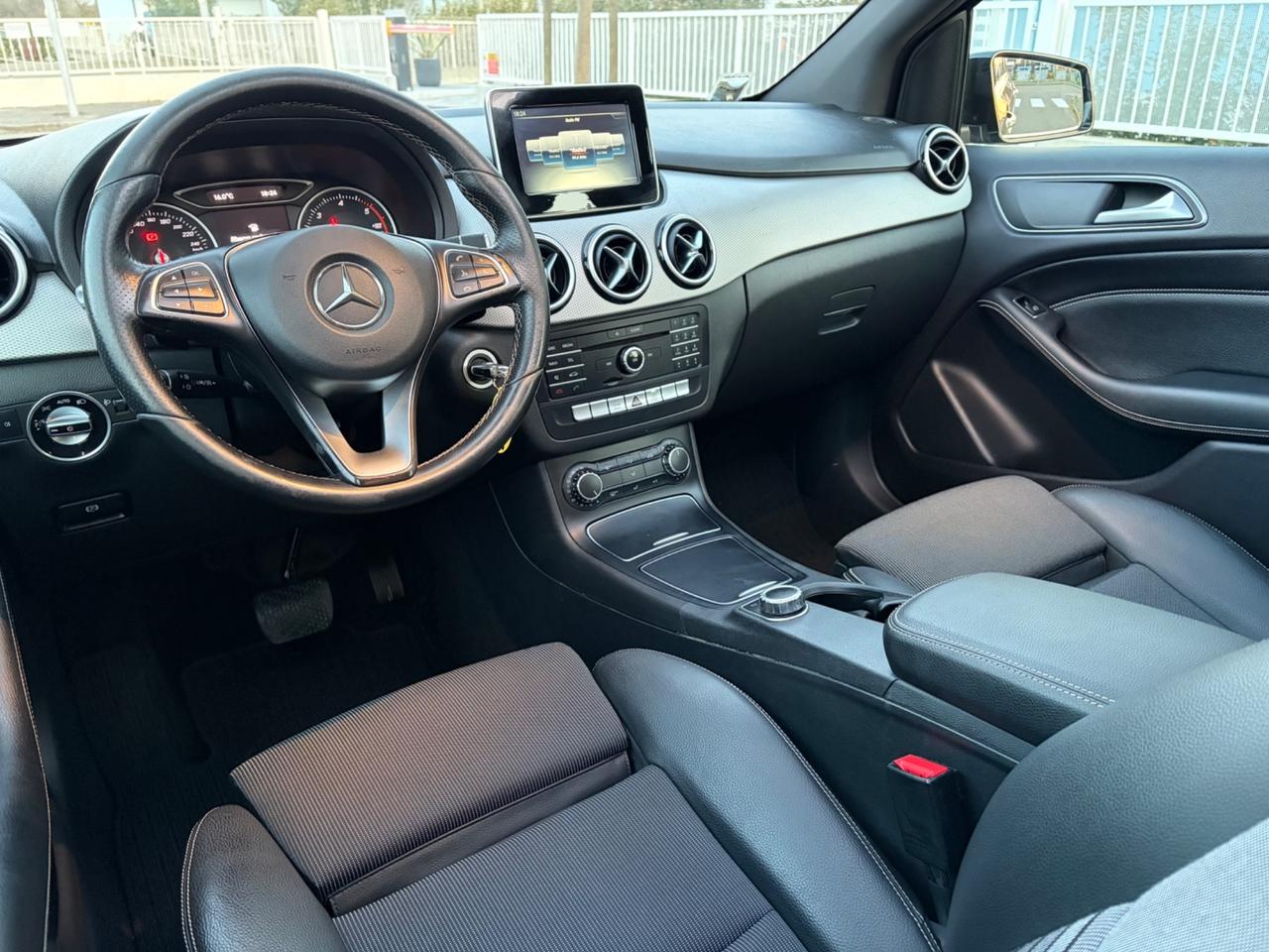 Mercedes-benz B 180 d Automatic Premium Euro6
