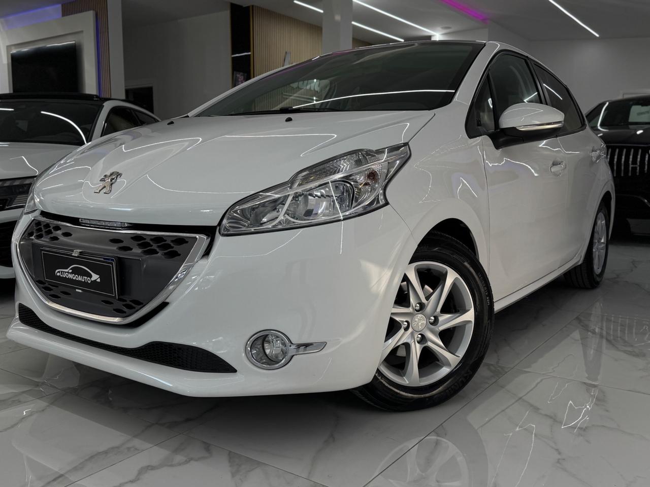 Peugeot 208 1.4 HDi 68Cv Allure-Iper Full