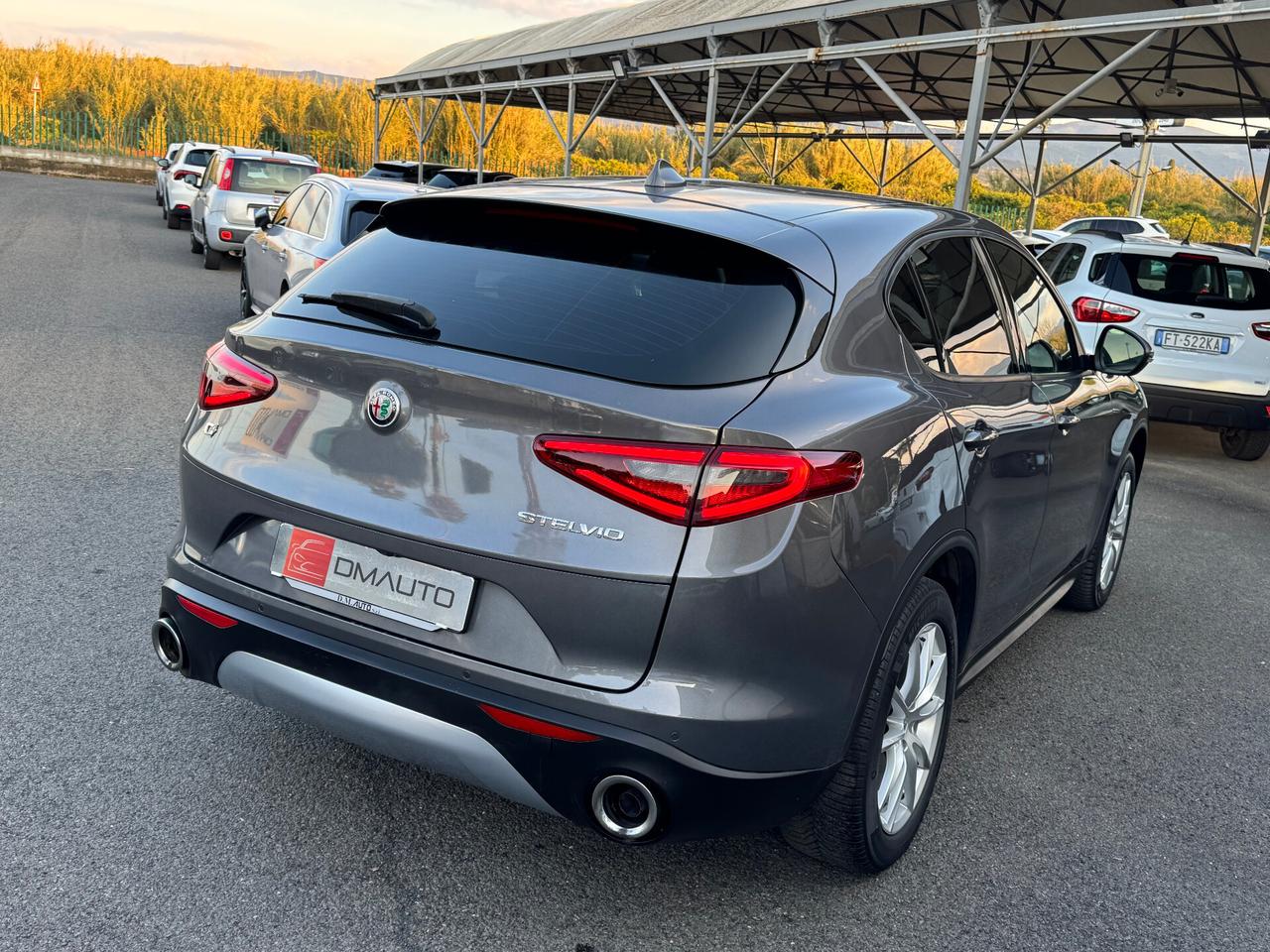Alfa Romeo Stelvio 2.2 Turbodiesel 210 CV AT8 Q4 Super