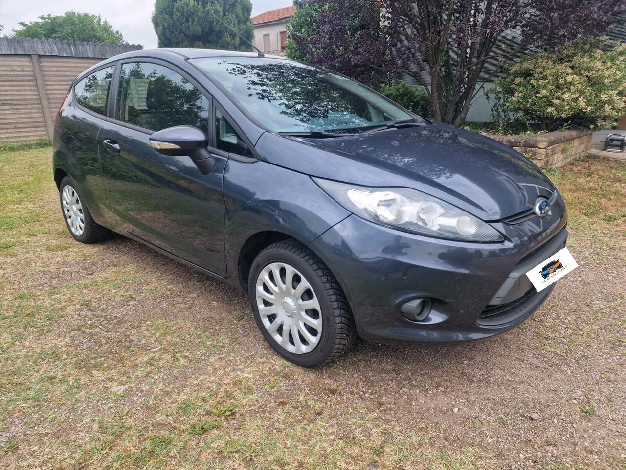 Ford Fiesta 1.2 82CV ADATTA NEOPATENTATI