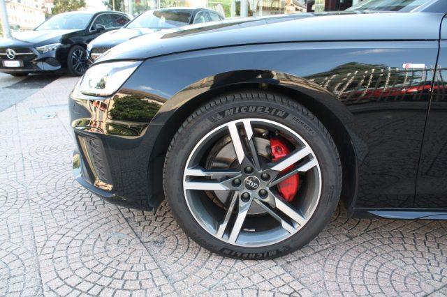 AUDI A4 40 TDI quattro S tronic S line edition