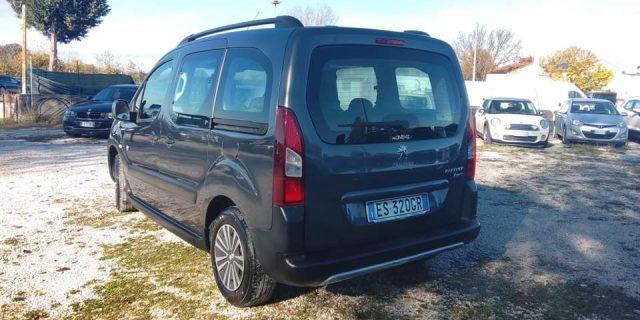 PEUGEOT Partner Tepee 1.6 HDi 115CV Outdoor