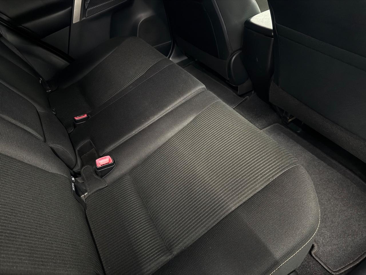 Toyota RAV4 2.0 D-4D 2WD Full Optional