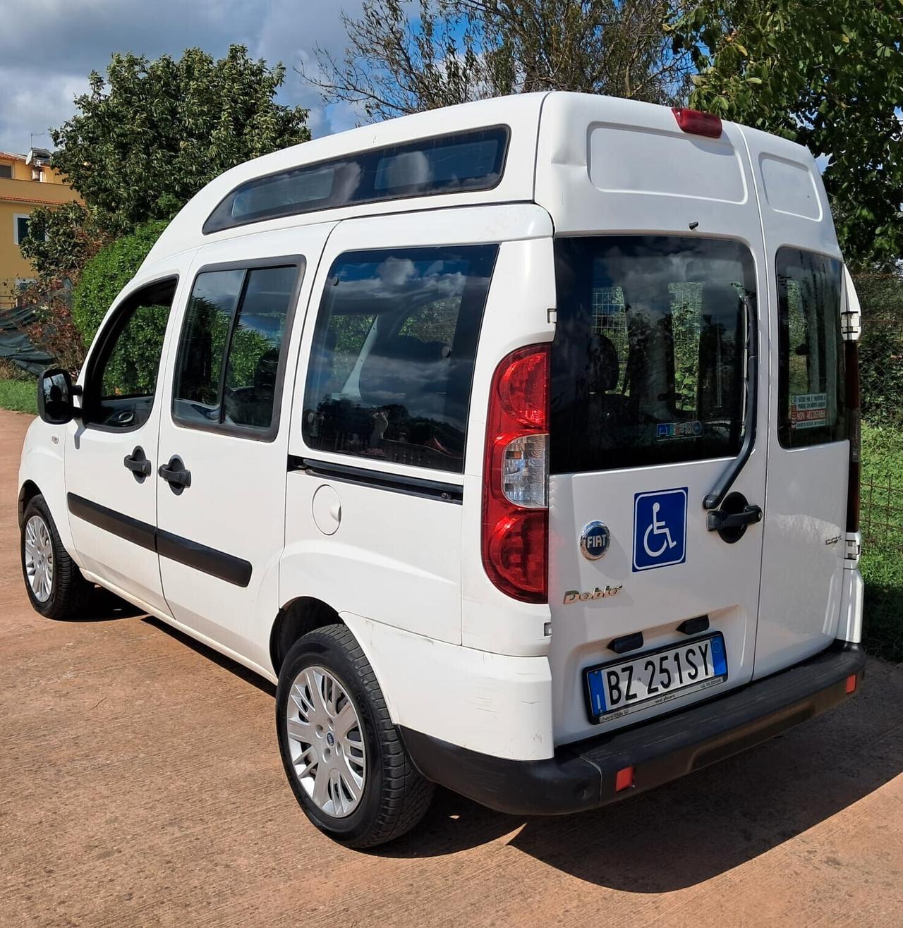 Fiat Doblo 1.9 Mjt TETTO ALTO TRASPORTO DISABILI UNIPRO