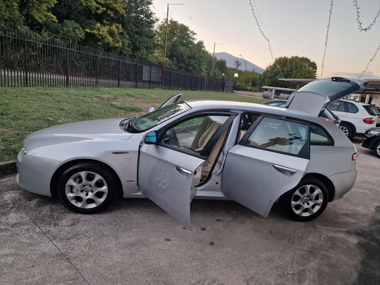 Alfa Romeo 159 1.9 JTDm 150CV Sportwagon Progression