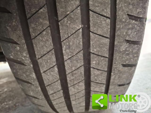 FORD Kuga 2.5 Full Hybrid CVT 2WD Connect GARANZIA INCLUSA