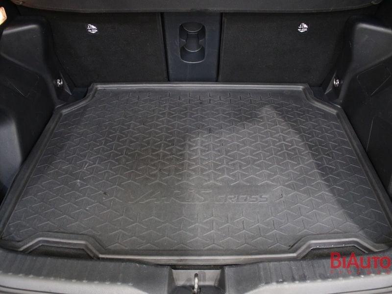 Toyota Yaris Cross Yaris Cross 1.5h Adventure fwd 116cv e-cvt