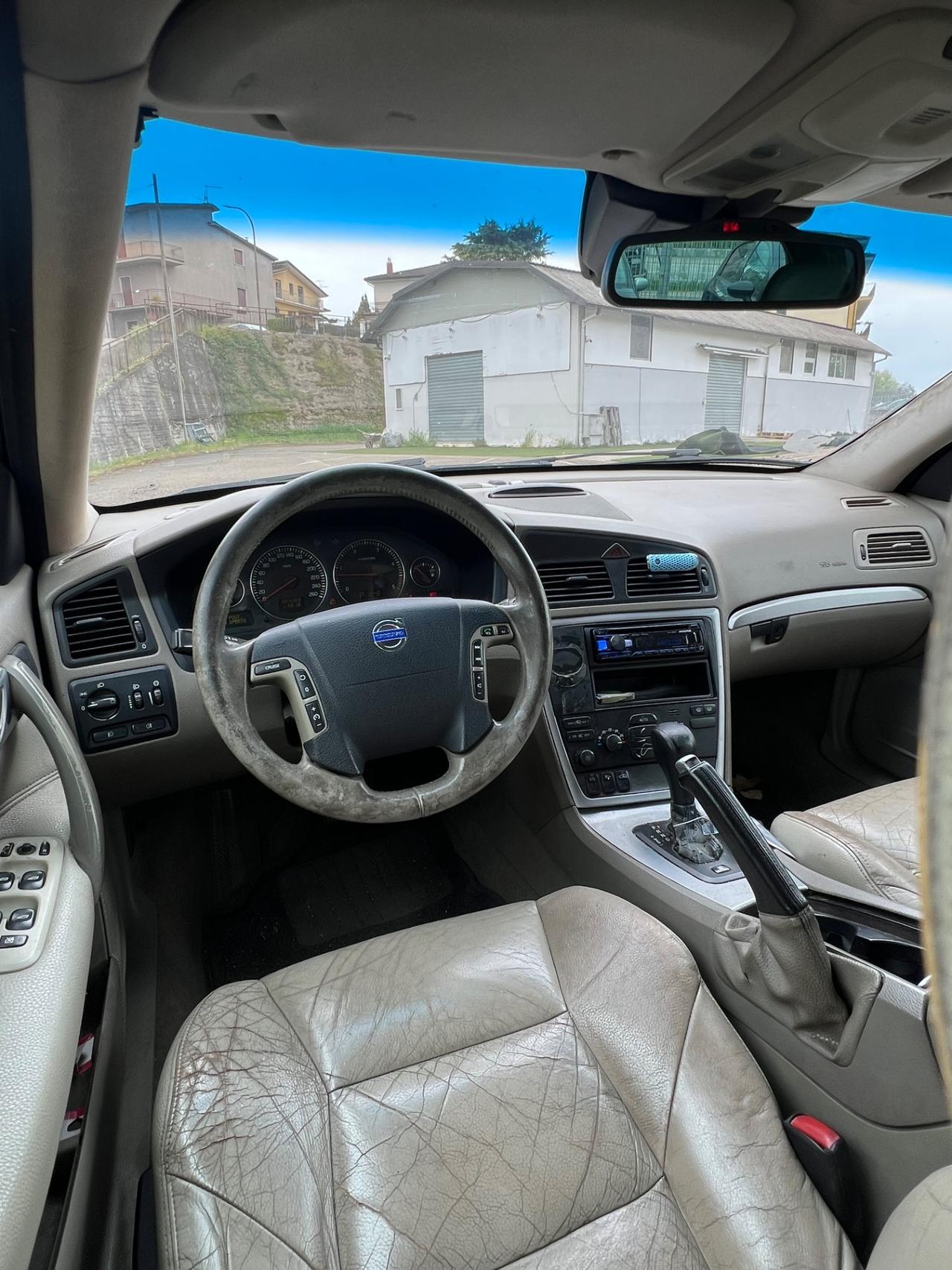 Volvo V70/XC70 V70 2.4 D 20V (163CV) cat Summum