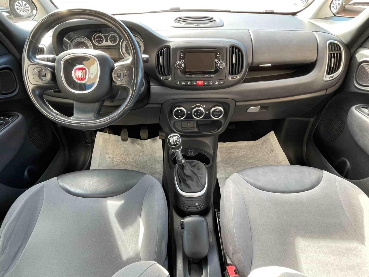 Fiat 500L Living 1.6 Multijet 105 CV Lounge 7 POSTI / NEOPATENTATI