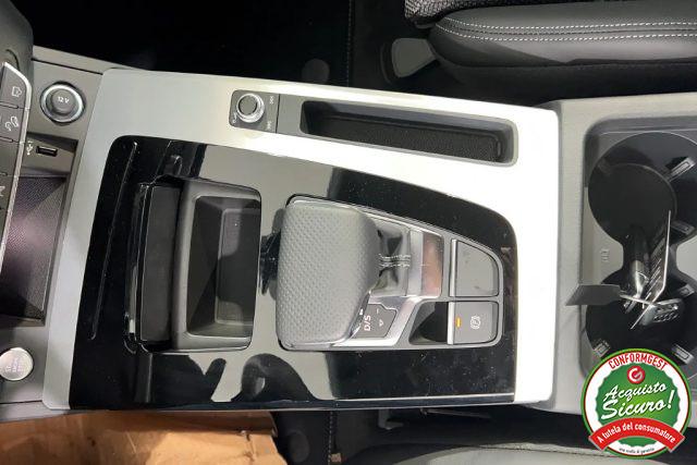 AUDI Q5 35 TDI S tronic S line