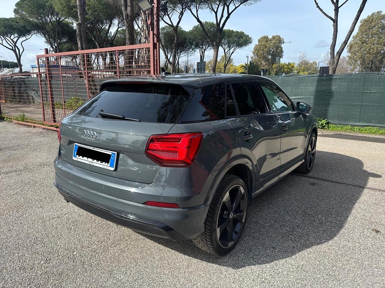 Audi Q2 30 TDI S tronic line Edition exterior fari led *promo*