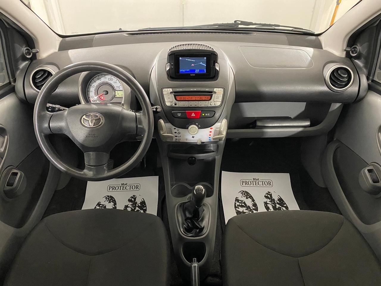 Toyota Aygo 1.0 12V VVT-i 3 porte* NEOPATENTATI *