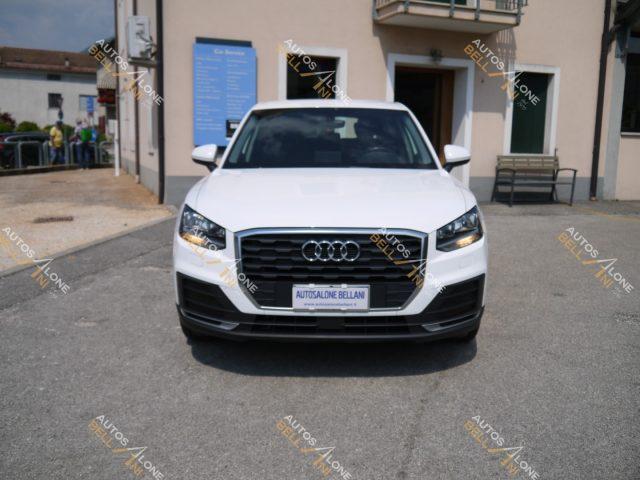 AUDI Q2 30 TDI Business