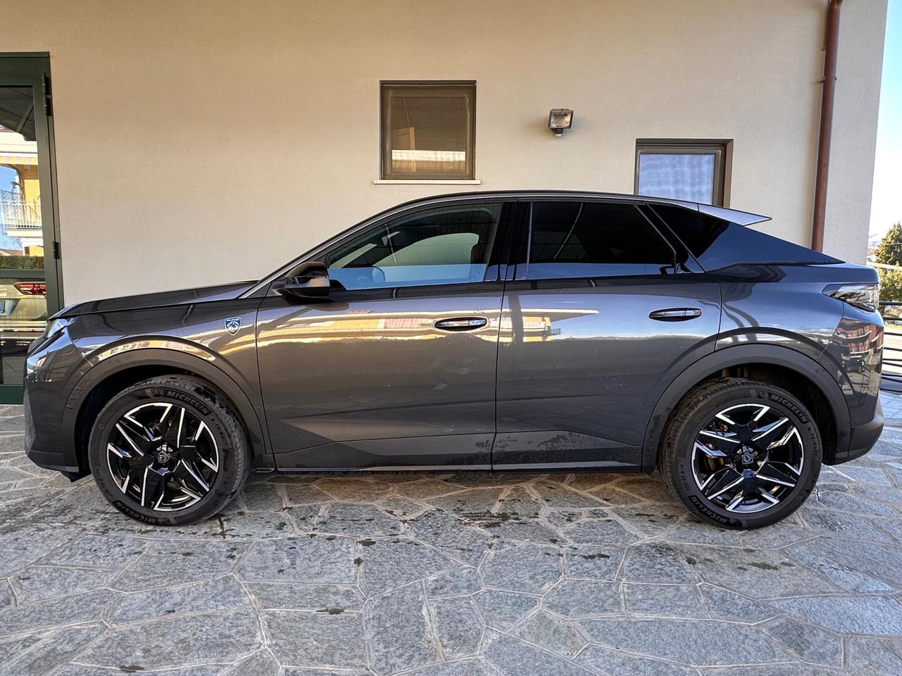 Peugeot 3008 3008 1.2 hybrid Allure 145cv e-dcs6