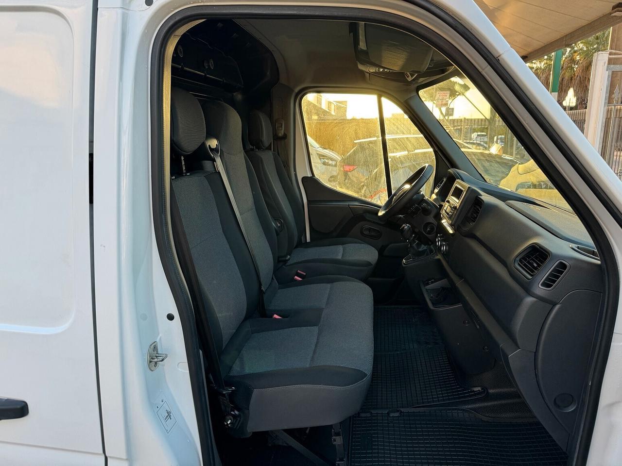 Master 2.3dCi 135cv PERFETTO TAGLIANDATO GOMMATO