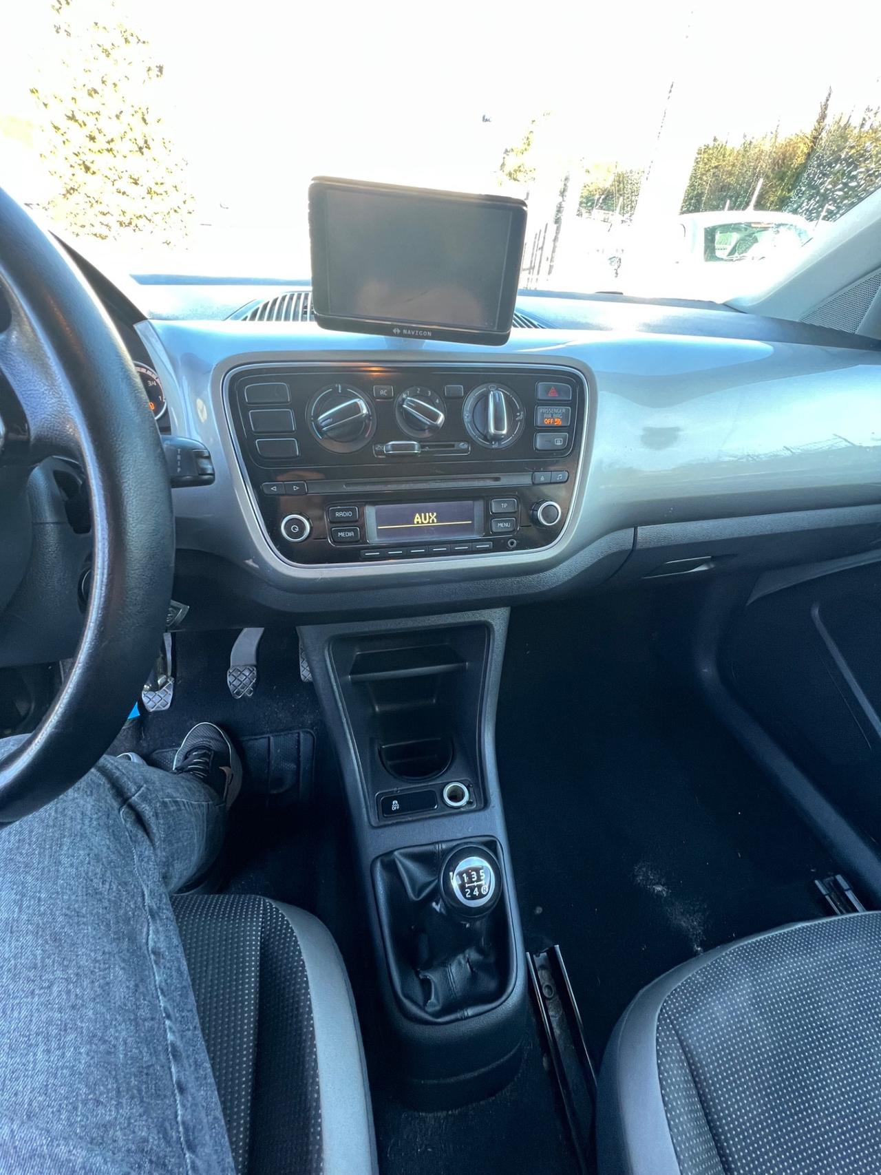 Volkswagen up! 1.0 75 CV 3p. high