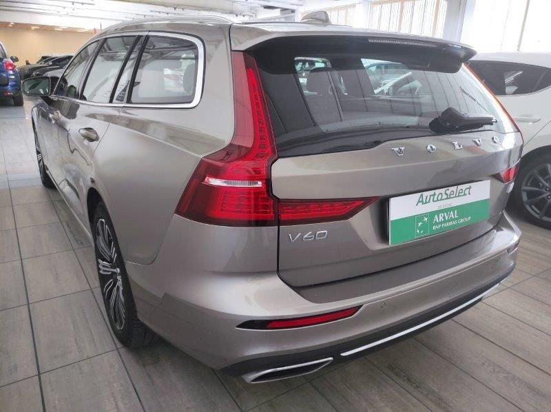 Volvo V60 (2018-->) T6 Recharge AWD Plug-in Hybrid Inscription Expression