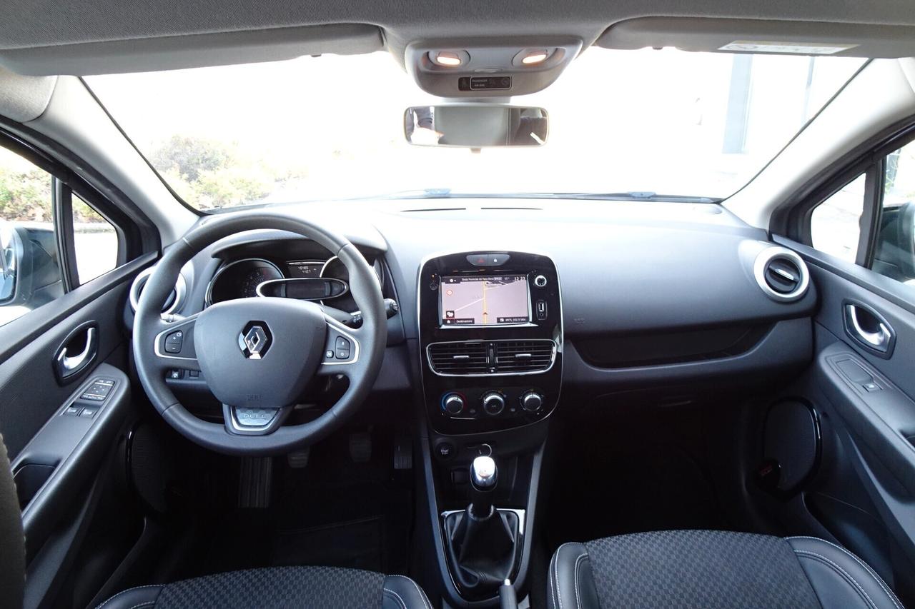 Renault Clio 1.2 75 CV 5 porte Duel