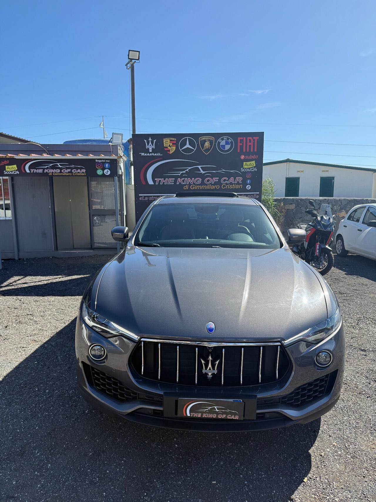 Maserati Levante V6 Diesel AWD tetto apribile