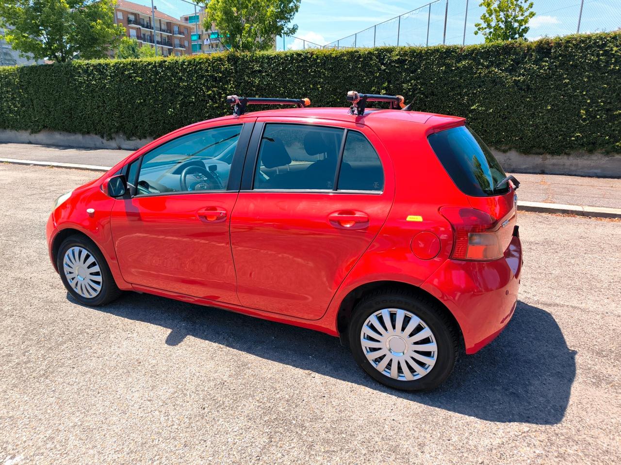 Toyota Yaris 1.0 5 porte Sol