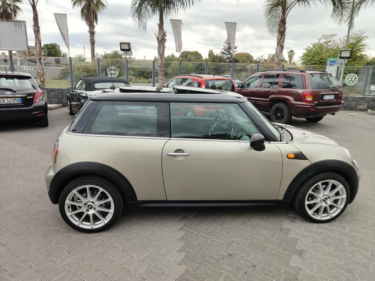 Mini 1.6 16V Cooper Diesel tetto apribile x neopatentati