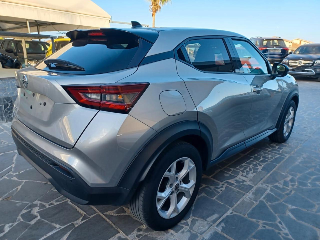 Nissan Juke 1.0 DIG-T 114 CV N-Connecta