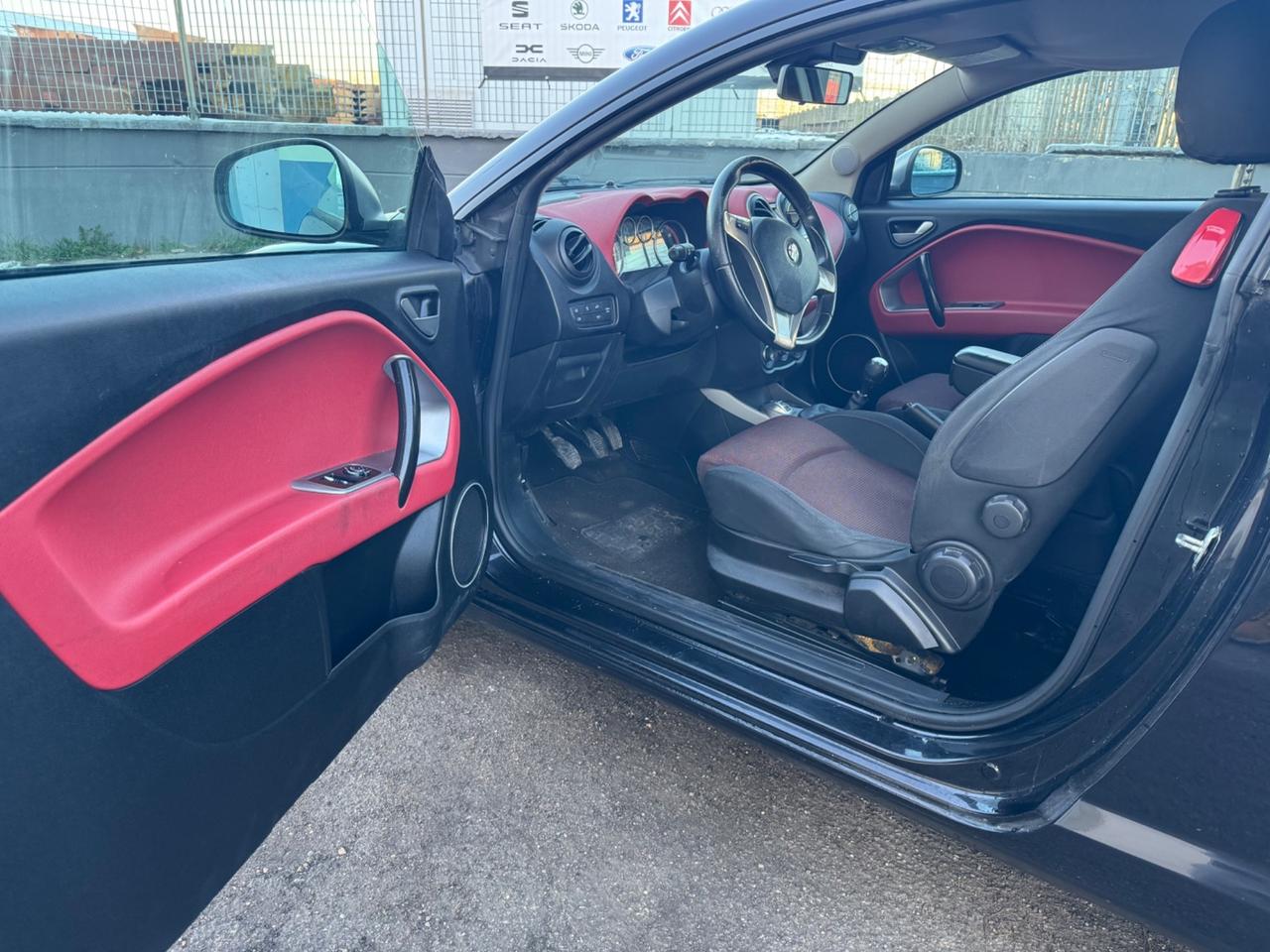 Alfa Romeo MiTo 1.3 JTDm-2 95 CV S&S Distinctive Sport Pack