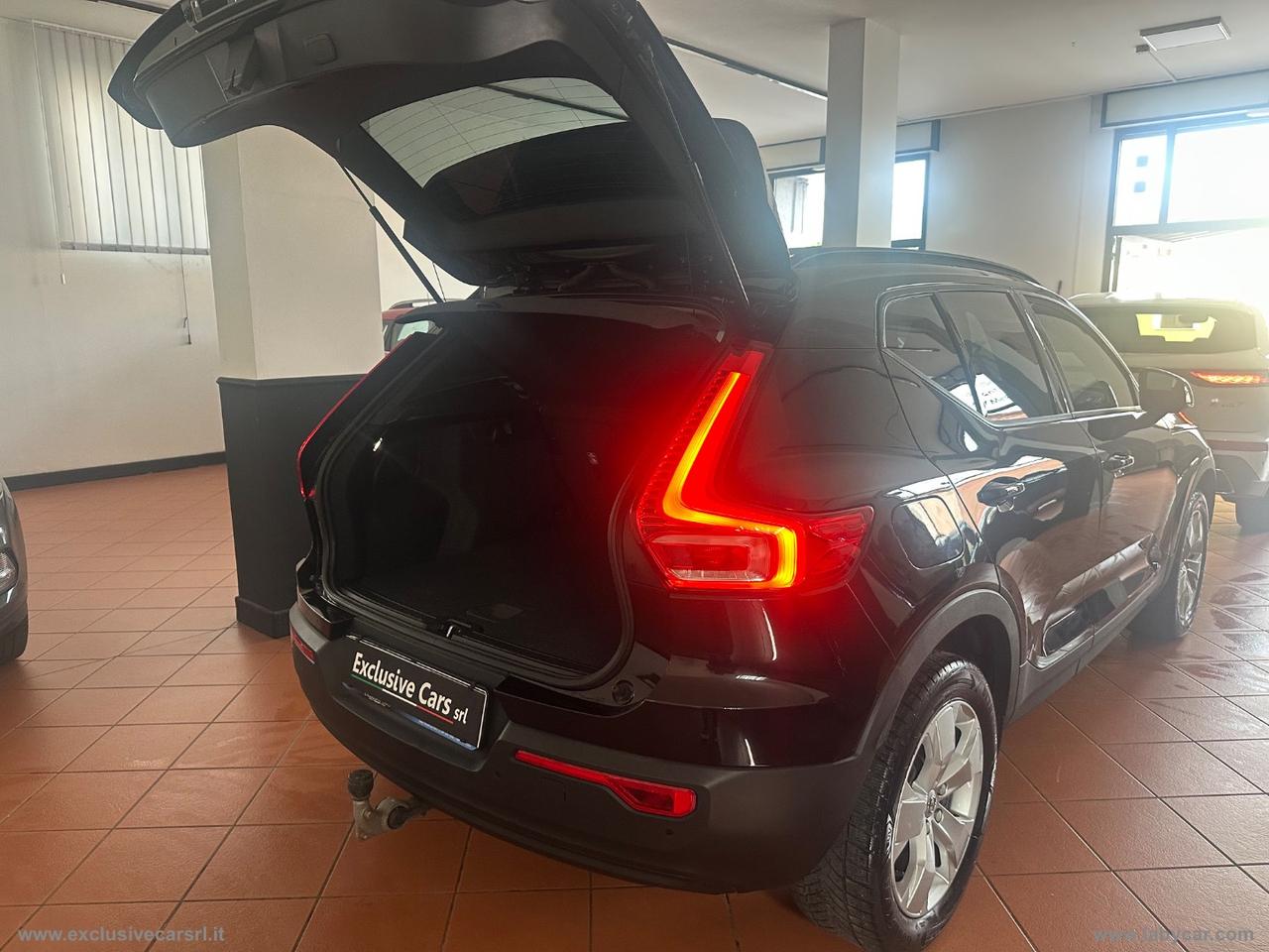 VOLVO XC40 D3 Business GANCIO TRAINO