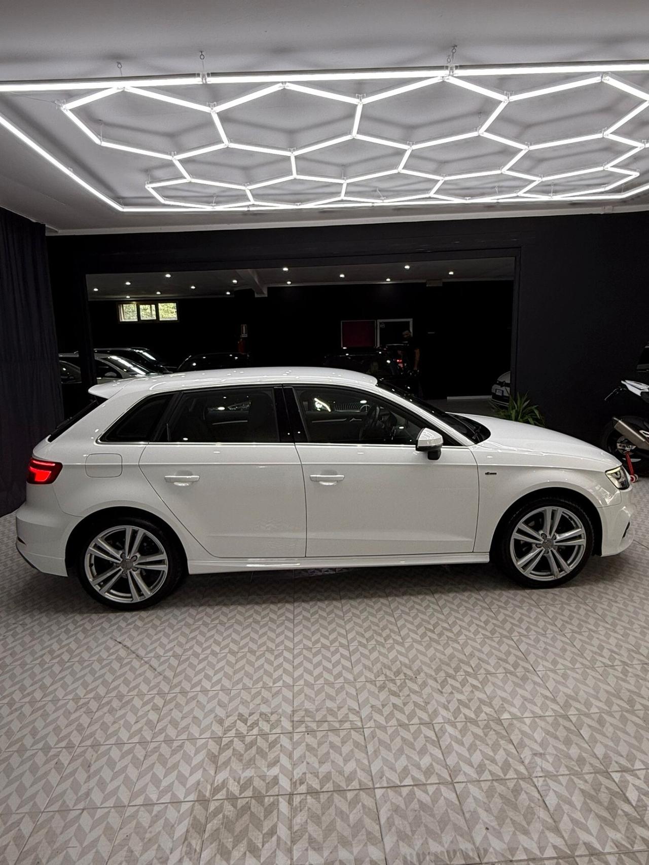 Audi A3 SPB 35 TFSI COD S tronic Admired