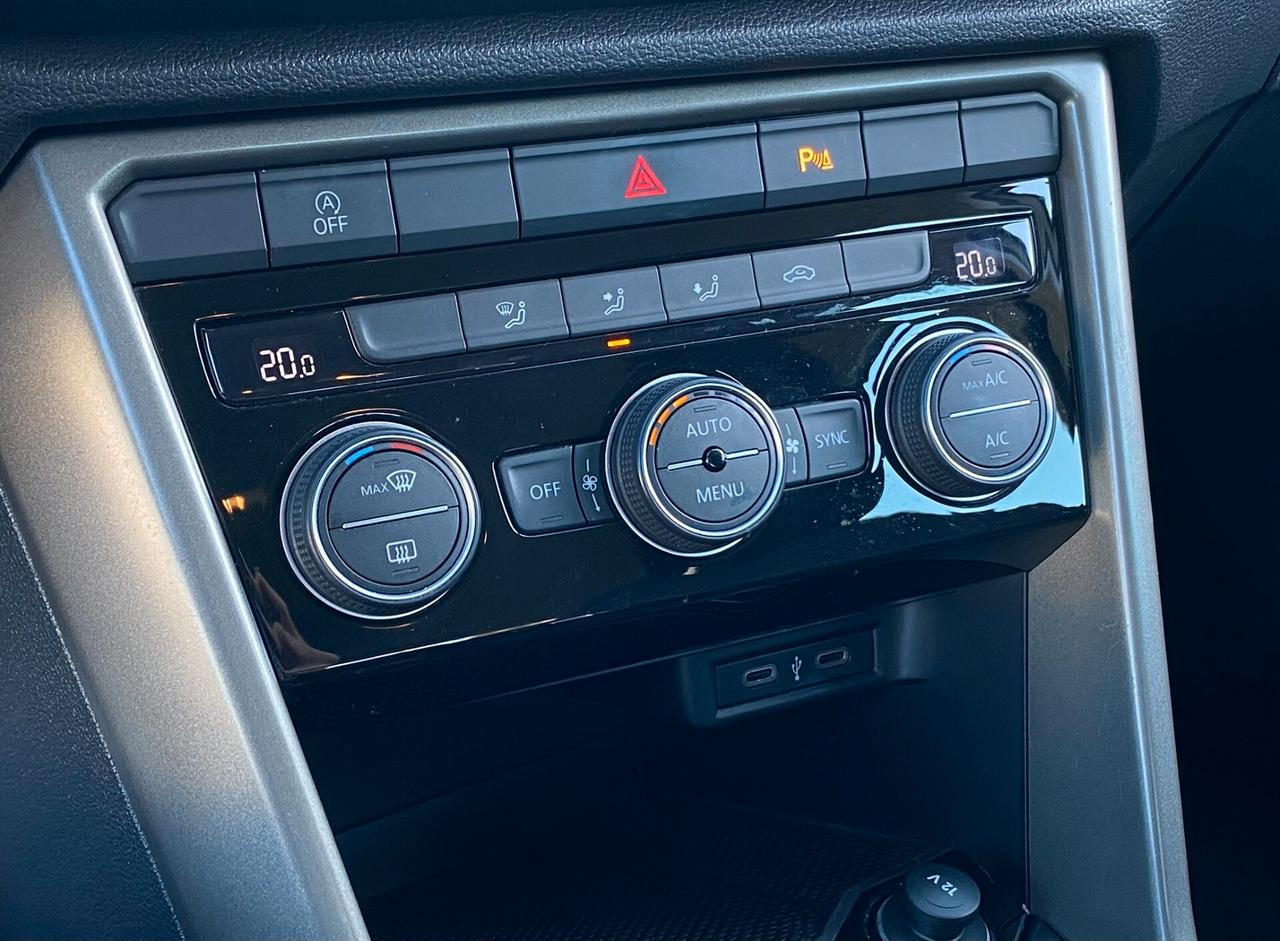 Volkswagen T-Roc Business 2.0 TDI 150CV DSG