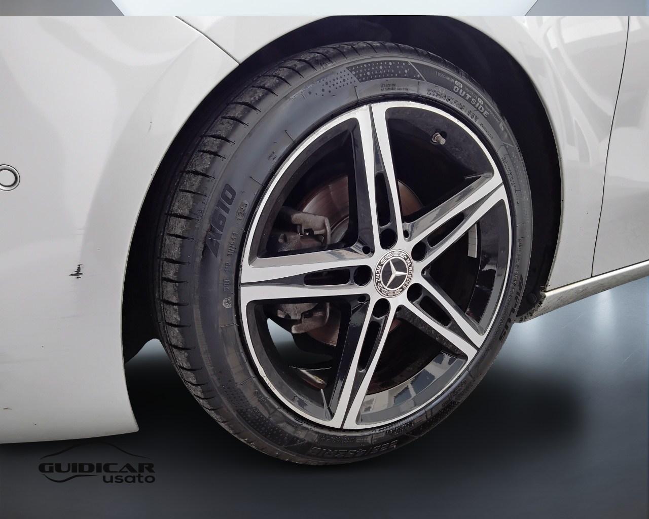 Mercedes-Benz Classe A - W177 2018 - A 180 d Sport auto