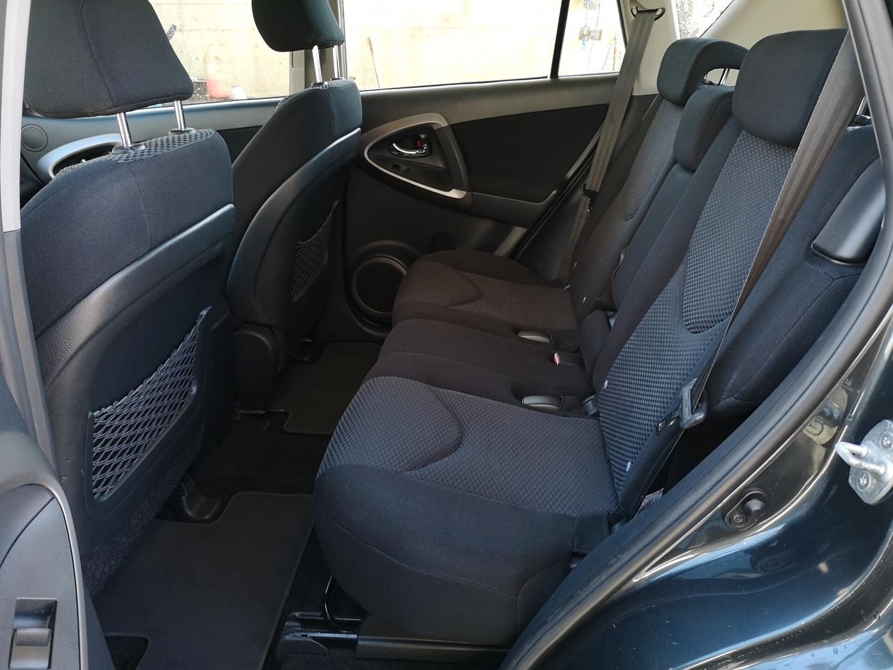 Toyota RAV 4 RAV4 2.2 D-4D 136 CV Luxury