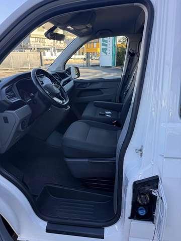 Volkswagen T6.1 Caravelle 2.0TDI DSG 150cv E6D Trend Gancio Tr 2Clima 9Posti