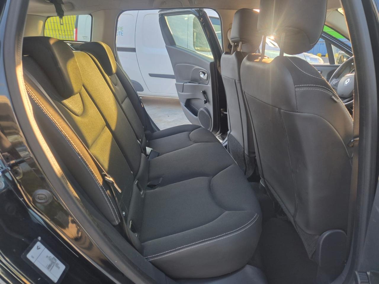 Renault Clio Sporter 1.5 dCi 8V 75CV Wave