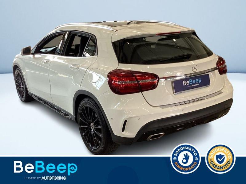 Mercedes-Benz GLA 180 PREMIUM AUTO