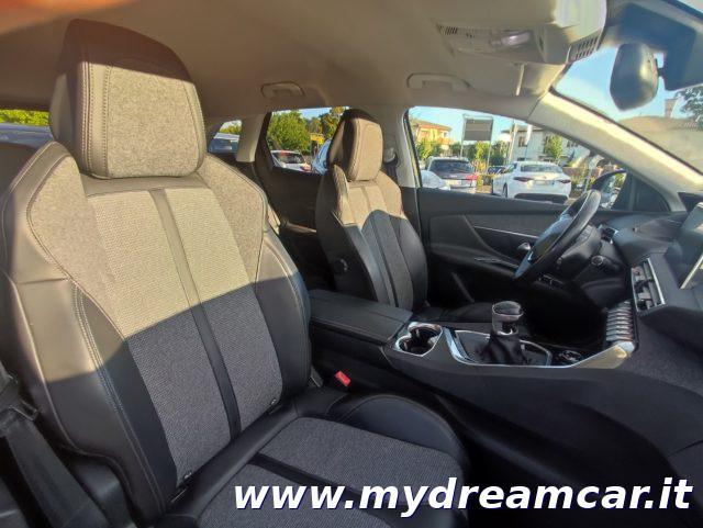 PEUGEOT 3008 BlueHDi 130 S&S Allure