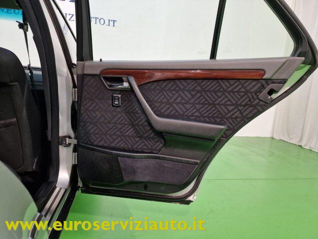 MERCEDES-BENZ C 180 cat Elegance