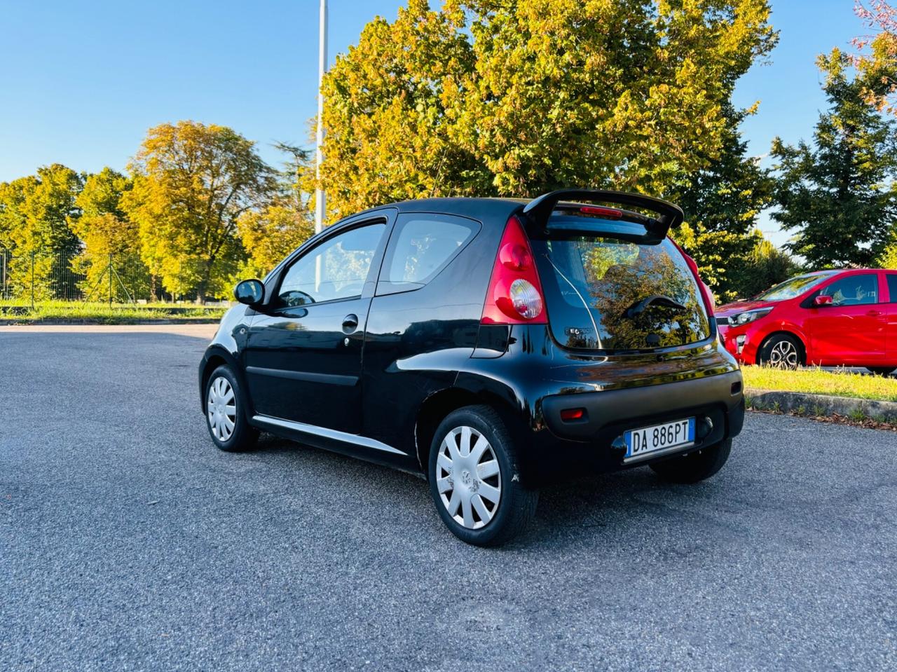 Peugeot 107 1.0 68CV 3p. Plaisir
