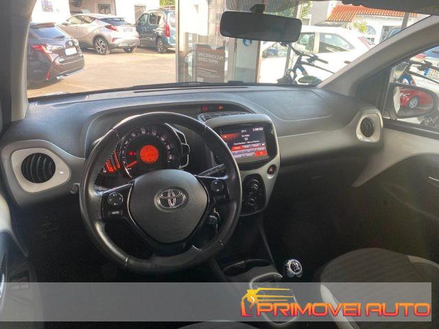 TOYOTA Aygo Connect 1.0 VVT-i 72 CV 5 porte x-play