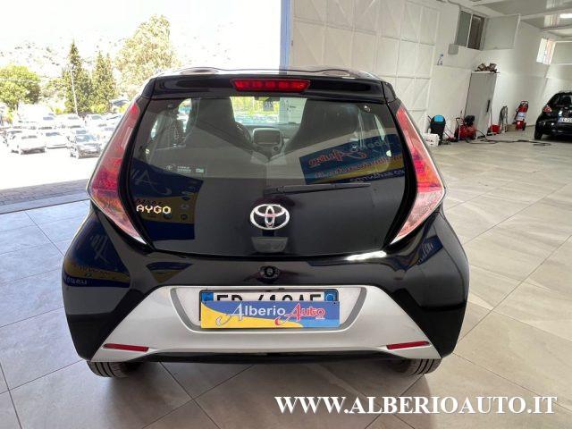 TOYOTA Aygo 1.0 VVT-i 69 CV 5 porte x-play