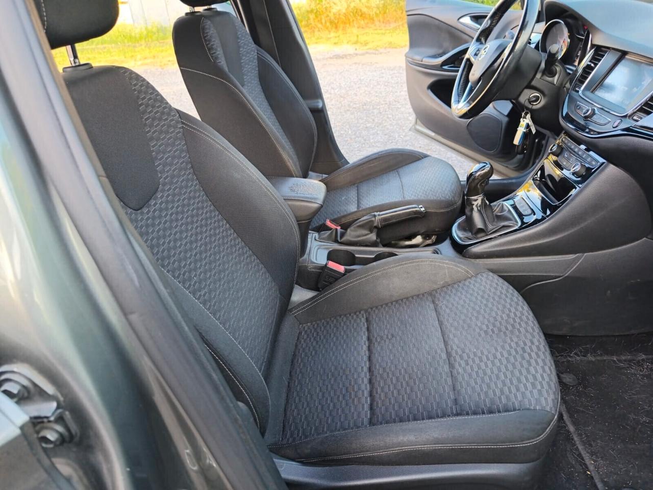 Opel Astra SW 2018---1.6 Diesel