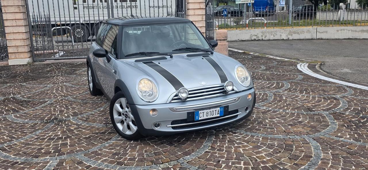 Mini 1.6 16V Cooper
