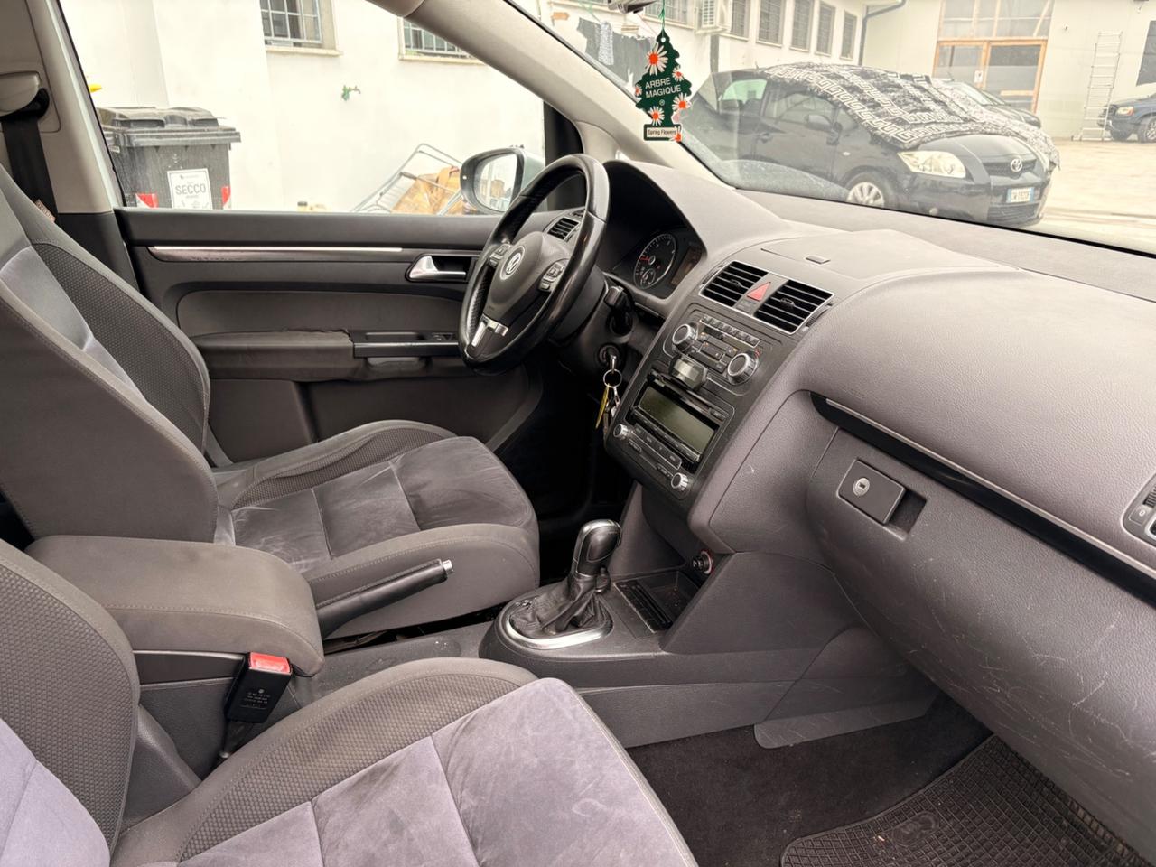 Volkswagen Touran 2.0 TDI 140 CV DSG Highline