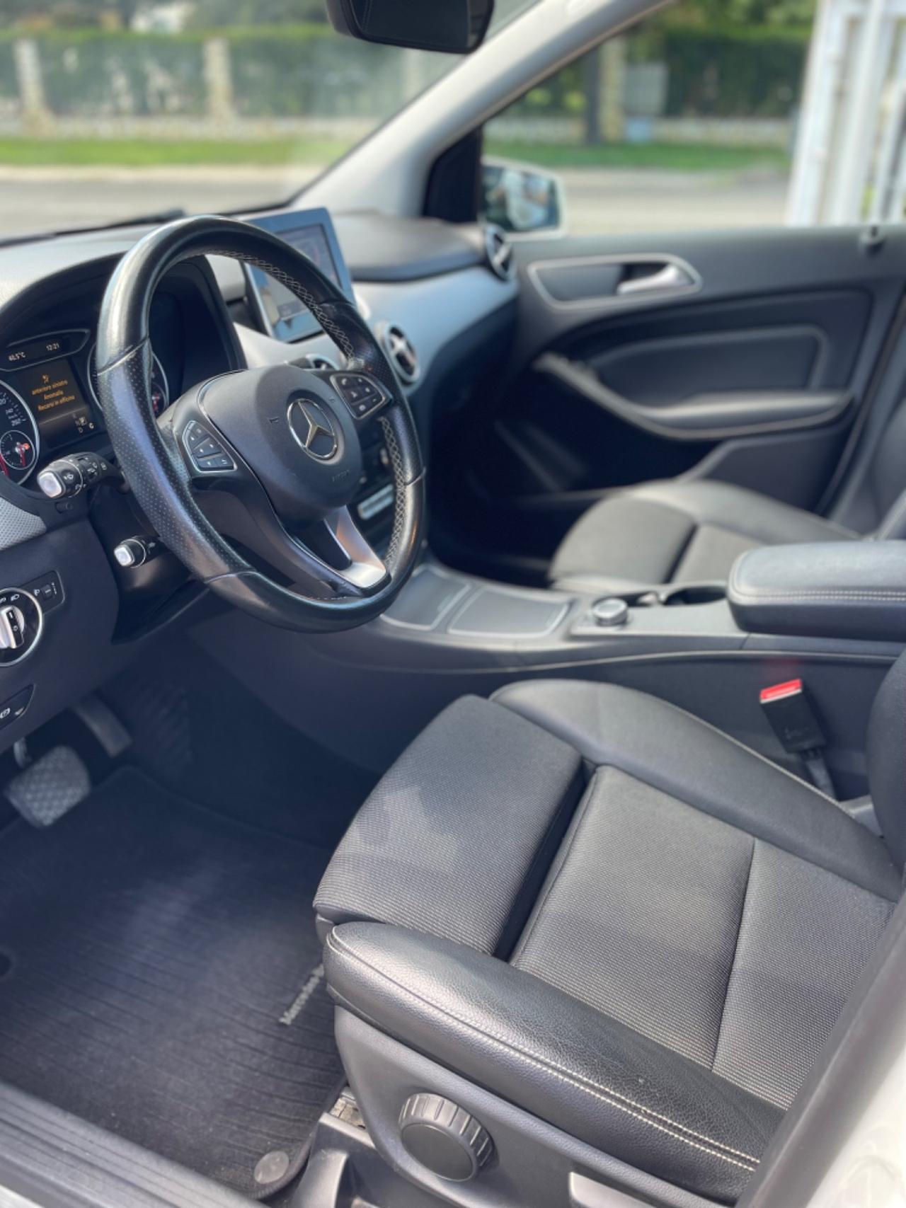 Mercedes-benz B 180 d Automatic Executive